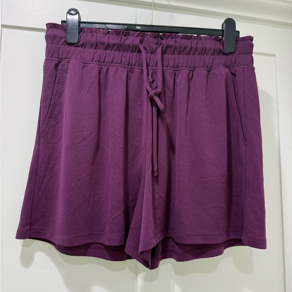 Fabletics‎ Abby Short